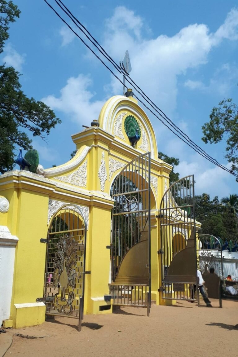 Kataragama Dewalaya main entrance view