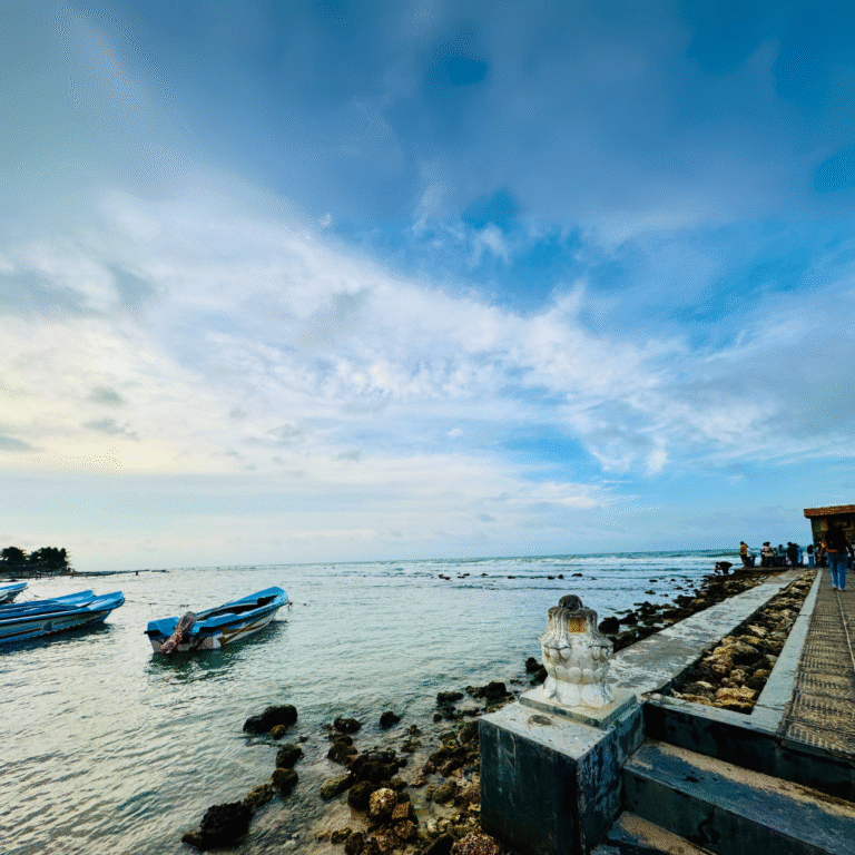 Sunset over the Indian Ocean at Point Pedro beach