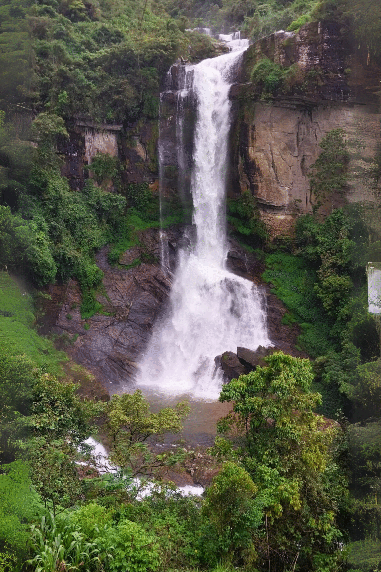 Mist rising from the base of Ramboda Falls
