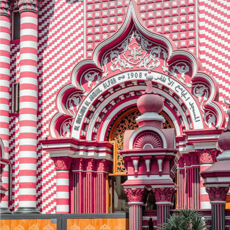 Jami Ul Alfar Mosque historic landmark in Pettah