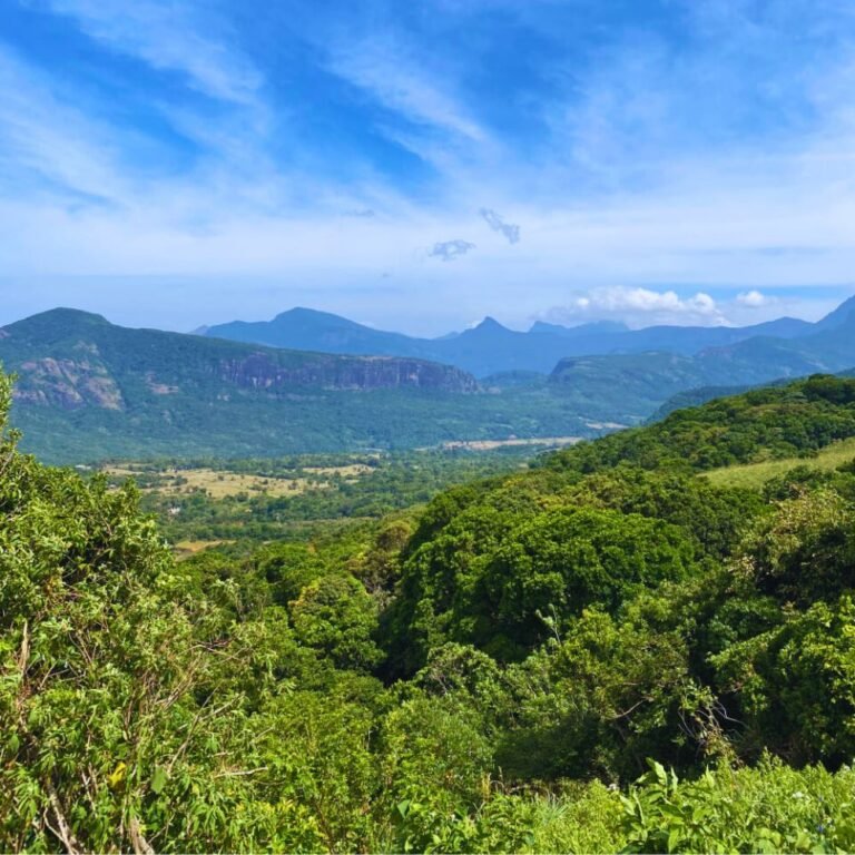 scenic landscape surrounding Manigala in Sri Lanka