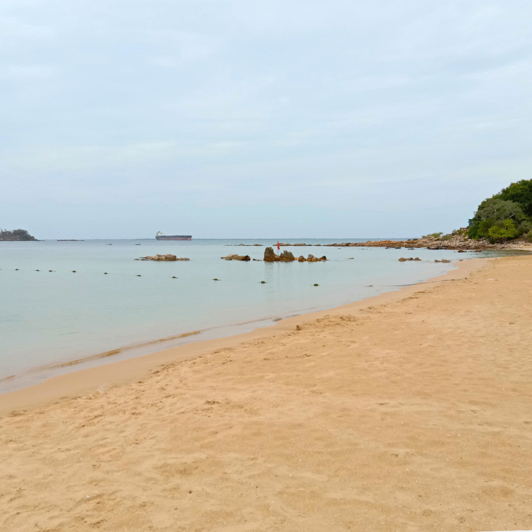 Scenic view of Marble Beach Trincomalee