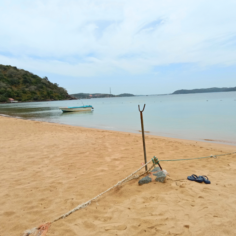 Marble Beach Sri Lanka with turquoise waters