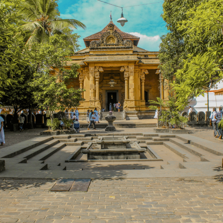 Kelaniya Raja Maha Viharaya Buddhist temple in Sri Lanka