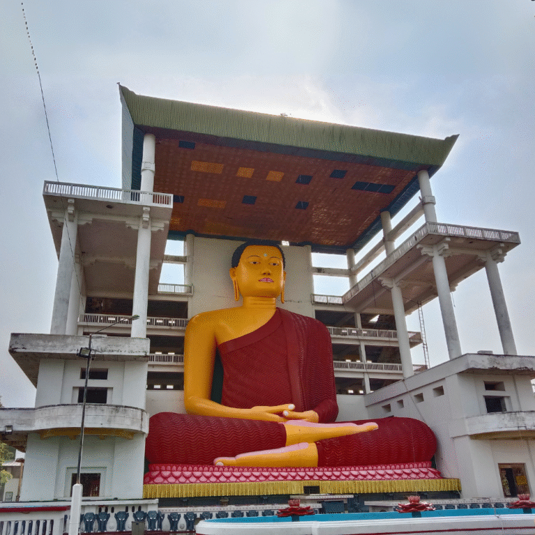 Giant Buddha statue at Weherahena temple