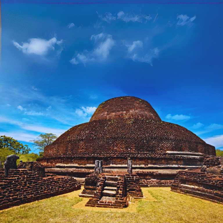 Close up of Pabalu Wehera stupa architecture