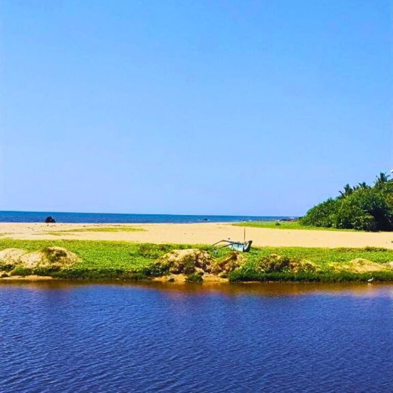 Oceanfront view from Mahamodara Marine Walk destination in Sri Lanka