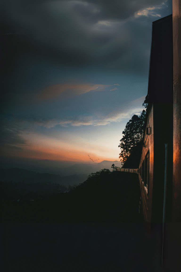 train crossing the highest point at Summit Level Pattipola