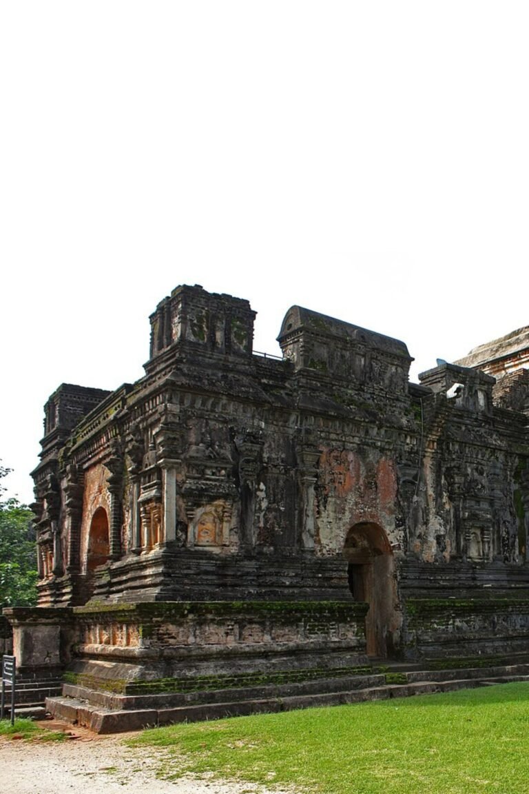 Historical Buddhist temple Thuparama in Polonnaruwa