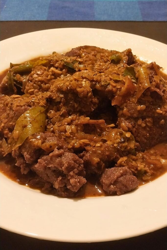 Traditional thalapa food plate in Sri Lanka