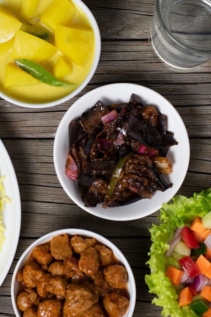 traditional sri lankan wambatu moju served in a ceramic bowl