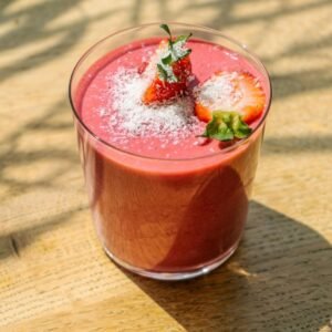 Fresh tropical fruit juice served in Sri Lanka