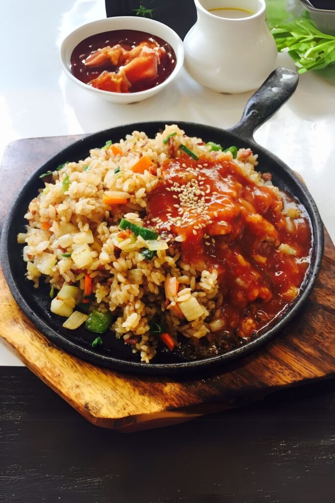 healthy Sri Lankan set menu with local ingredients