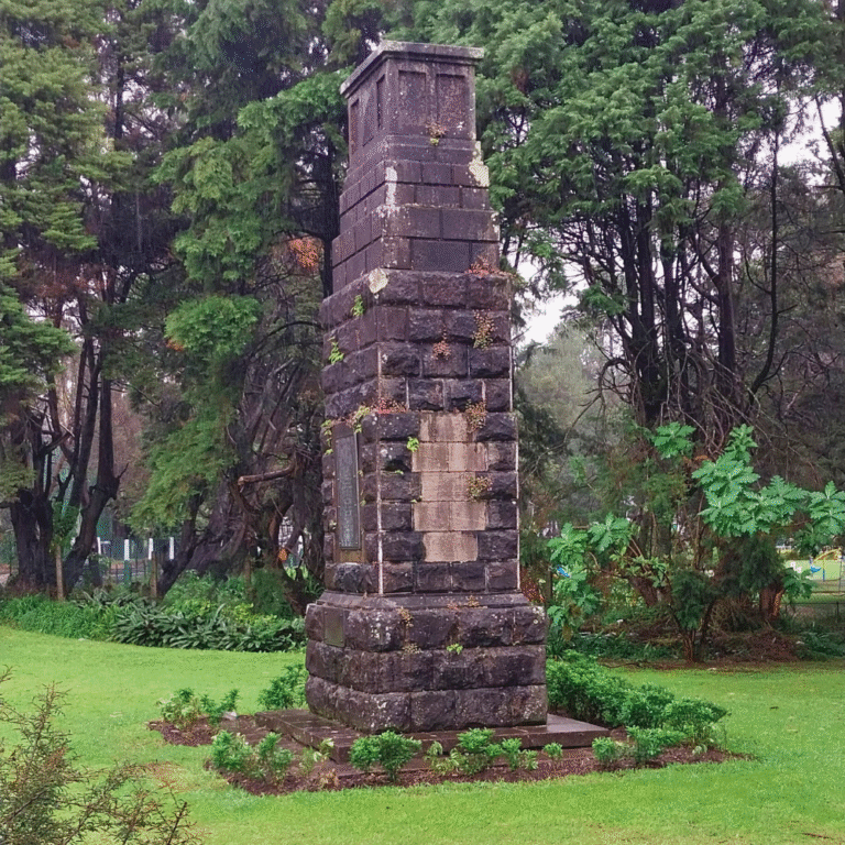 Scenic view of Scandal Corner Sri Lanka monument