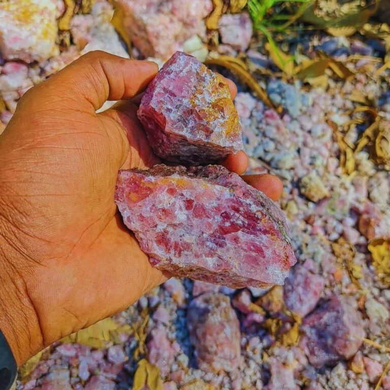 Beautiful landscape view from Lunugala Mountain peak